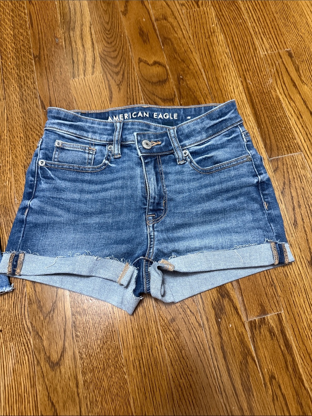 American Eagle Outfitters Women's Blue Denim Shorts (Distressed & Rolled Hem) - Picture 3 of 5